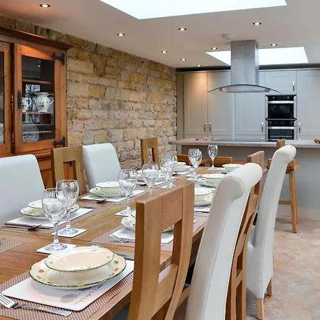 Holiday home The Barn Staintondale
